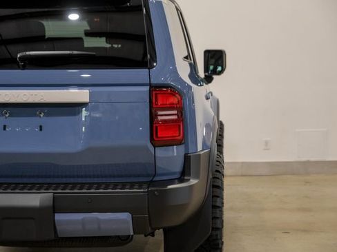 Used 2025 Toyota Land Cruiser image 28