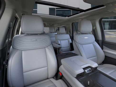 New 2026 Ford Expedition Max Platinum w/ Platinum Ultimate Package image 12