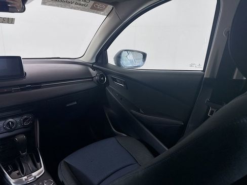 Used 2016 Scion iA FWD image 21