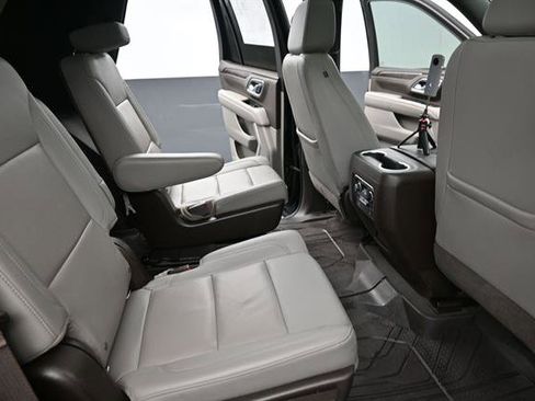 Used 2021 Chevrolet Tahoe Z71 AWD/4WD image 22