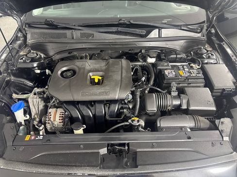 Used 2023 Kia Forte LXS w/ LXS Technology Package FWD image 24