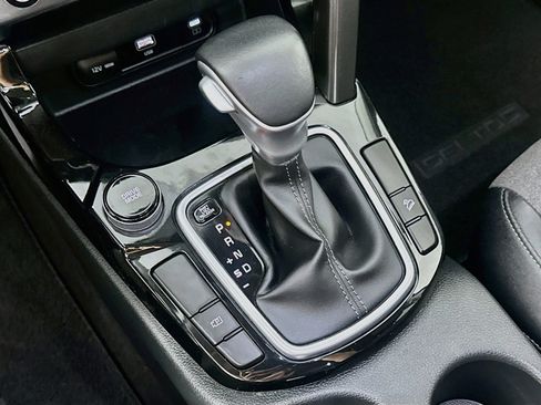 Used 2025 Kia Seltos S FWD image 25