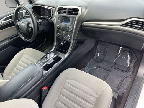 Used 2017 Ford Fusion S FWD image 11