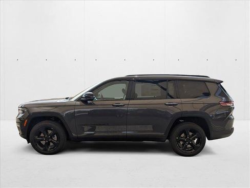 New 2025 Jeep Grand Cherokee L Limited w/ Black Appearance Package image 5