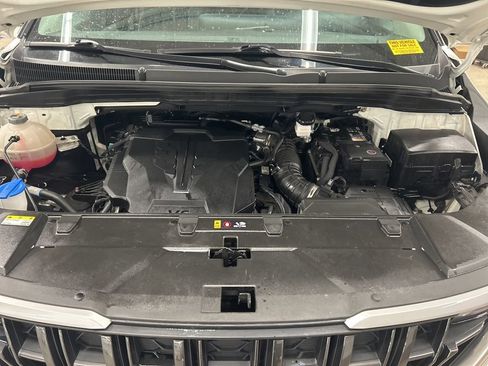 Certified 2023 Kia Carnival EX FWD image 24