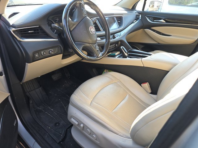 Used 2020 Buick Enclave Premium w/ Sun and Sites Package AWD/4WD image 9