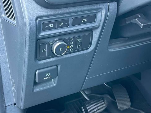 Used 2022 Ford F150 XLT w/ Equipment Group 302A High image 28