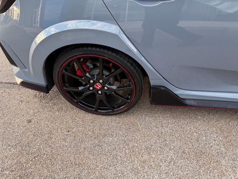 Used 2020 Honda Civic Type R image 10