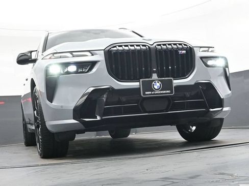 Used 2025 BMW X7 M60i AWD/4WD image 48