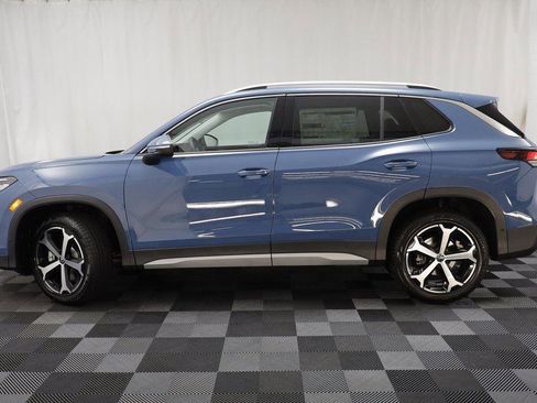 New 2025 Volkswagen Tiguan SE image 4