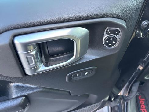 Used 2020 Jeep Gladiator Sport w/ Quick Order Package 24S image 14