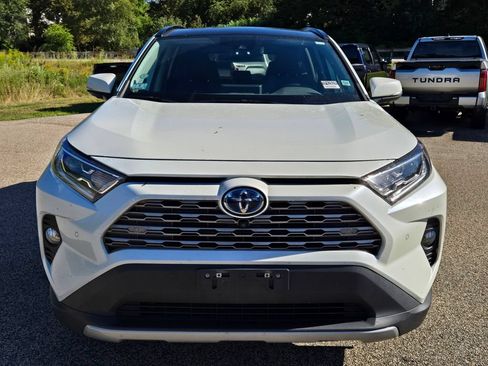 Used 2021 Toyota RAV4 Limited AWD/4WD image 9