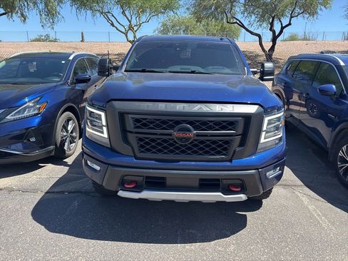 Used 2021 Nissan Titan PRO-4X w/ Pro-4x Convenience Package AWD/4WD image 2