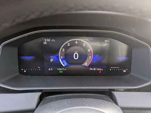 Used 2025 Volkswagen Jetta Sport image 13