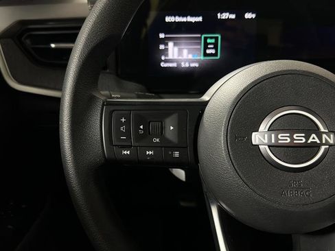Used 2025 Nissan Kicks SV image 35