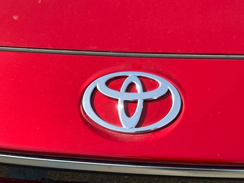 Used 2023 Toyota bZ4X Limited image 10