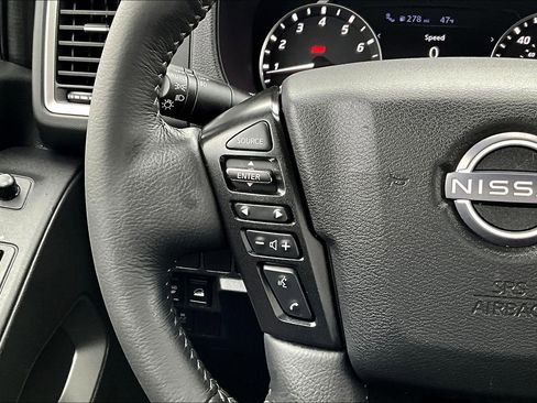 Used 2024 Nissan Frontier SL w/ Technology Package image 11