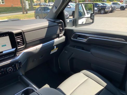 New 2026 Chevrolet Silverado 2500 LTZ w/ LTZ Plus Package AWD/4WD image 15