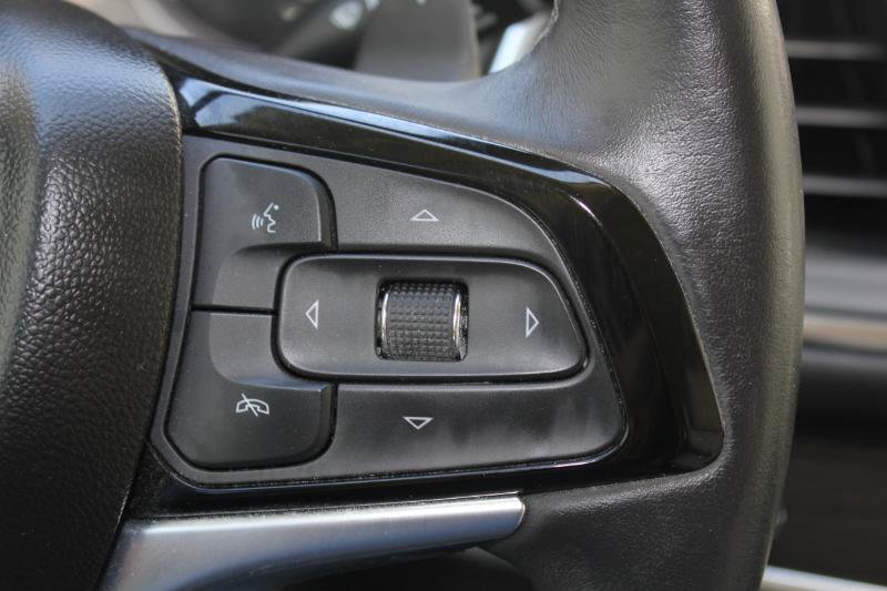 Used 2023 Buick Enclave Essence w/ Sound and Sites Package AWD/4WD image 33
