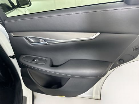 Used 2023 INFINITI QX50 Luxe image 30