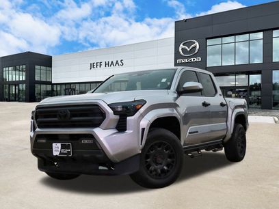 Used 2025 Toyota Tacoma SR5