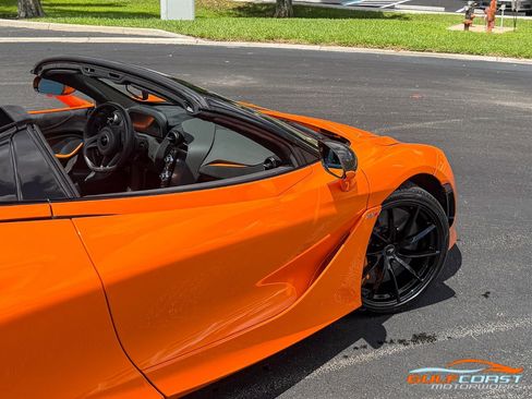 Used 2022 McLaren 720S Performance RWD image 57