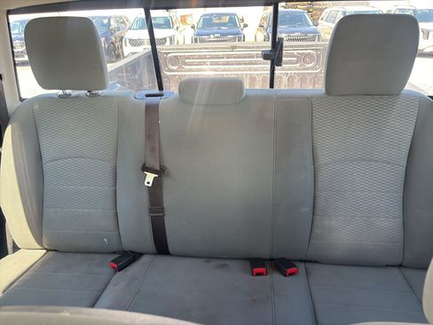 Used 2019 RAM 1500 Classic SLT RWD image 14
