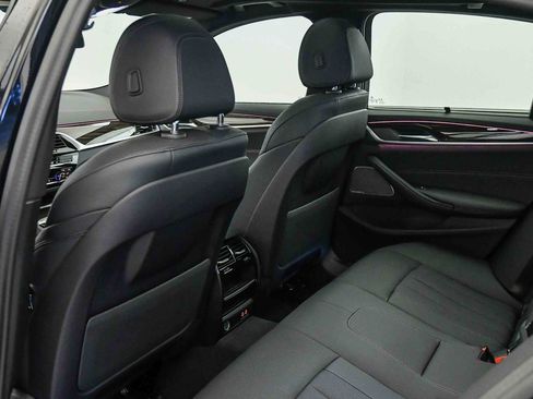 Certified 2023 BMW 540i xDrive w/ Executive Package image 22