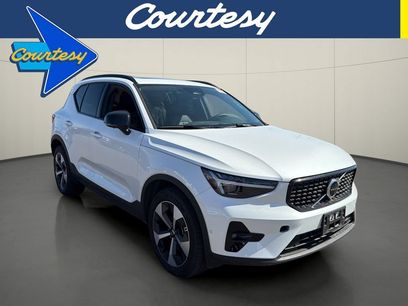 Used 2026 Volvo XC40 B5 Plus