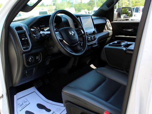 Used 2025 RAM 1500 Tradesman image 16