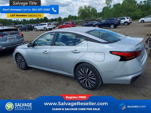 Used 2023 Nissan Altima 2.5 SV FWD image 3