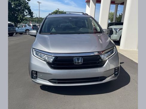 Used 2022 Honda Odyssey Touring image 1