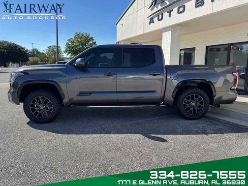 Used 2022 Toyota Tundra Platinum image 9
