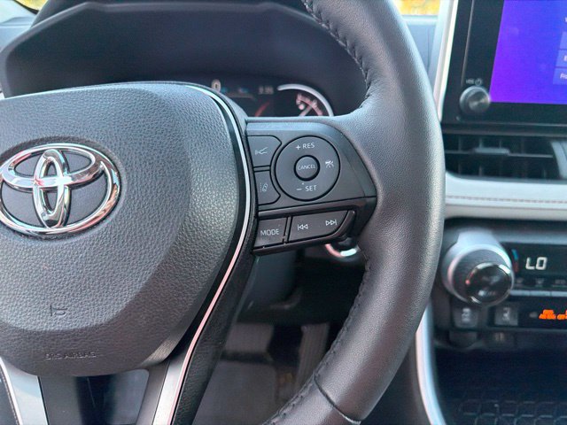 Used 2025 Toyota RAV4 XLE w/ Convenience Package AWD/4WD image 21