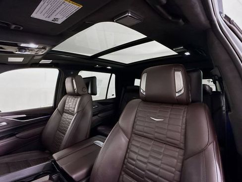 Used 2021 Cadillac Escalade Sport Platinum image 22