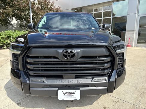 Used 2024 Toyota Tundra SR5 w/ SR5 Premium Package AWD/4WD image 5