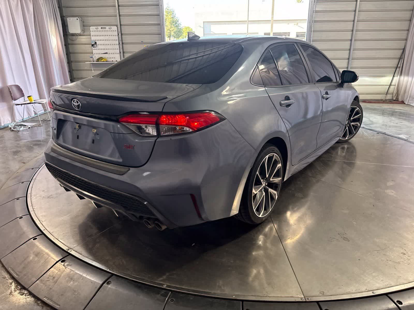 Used 2020 Toyota Corolla SE w/ Carpet Mat Package (TMS) FWD image 5