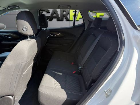 Used 2020 GMC Terrain SLE w/ Driver Convenience Package AWD/4WD image 19