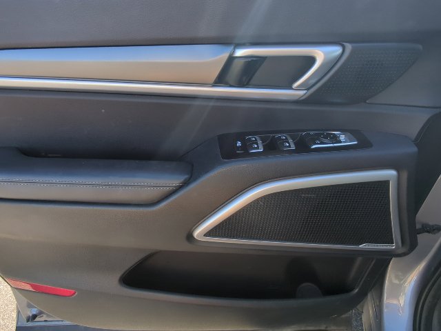 Used 2021 Kia Telluride LX AWD/4WD image 11