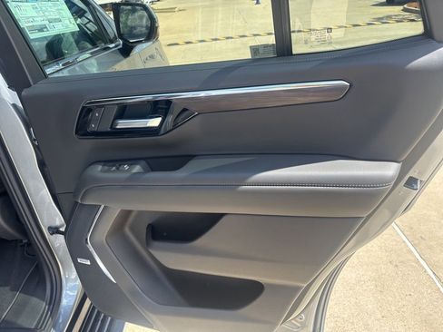 New 2026 Chevrolet Tahoe LT w/ Comfort Package RWD image 48