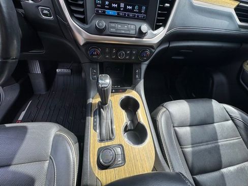 Used 2018 GMC Acadia Denali w/ Technology Package AWD/4WD image 26