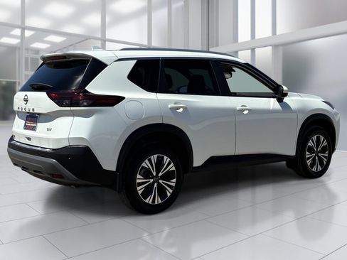 Certified 2023 Nissan Rogue SV w/ SV Premium B Package FWD image 6