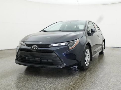 New 2026 Toyota Corolla LE image 4