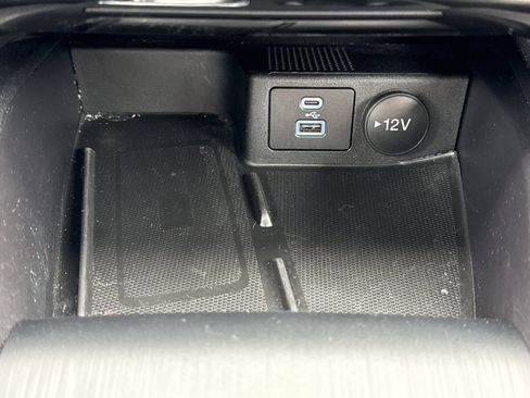 Used 2022 Ford Escape Titanium w/ Titanium Premium Package FWD image 30