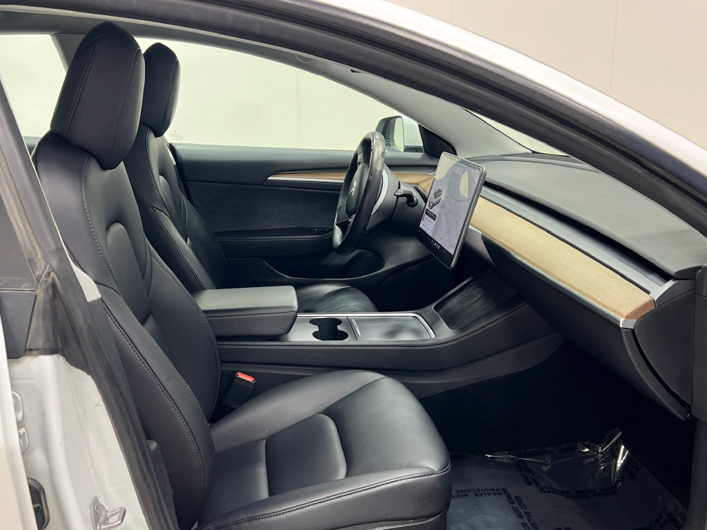 Used 2021 Tesla Model 3 Standard Range Plus RWD image 31