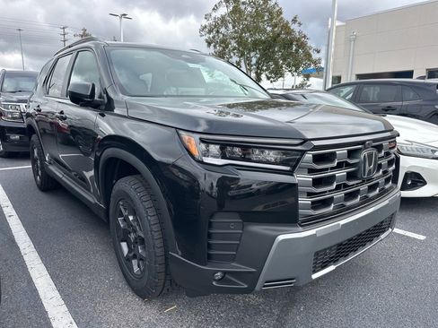 New 2026 Honda Pilot TrailSport image 1