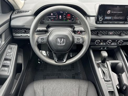 Certified 2025 Honda Accord LX image 27