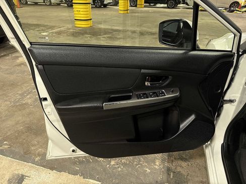 Used 2016 Subaru Impreza 2.0i Premium image 28