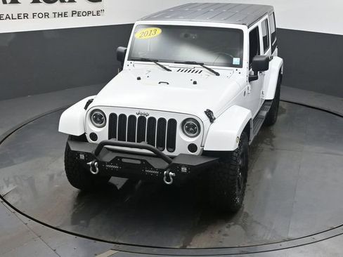 Used 2013 Jeep Wrangler Unlimited Sahara w/ Dual Top Group AWD/4WD image 45