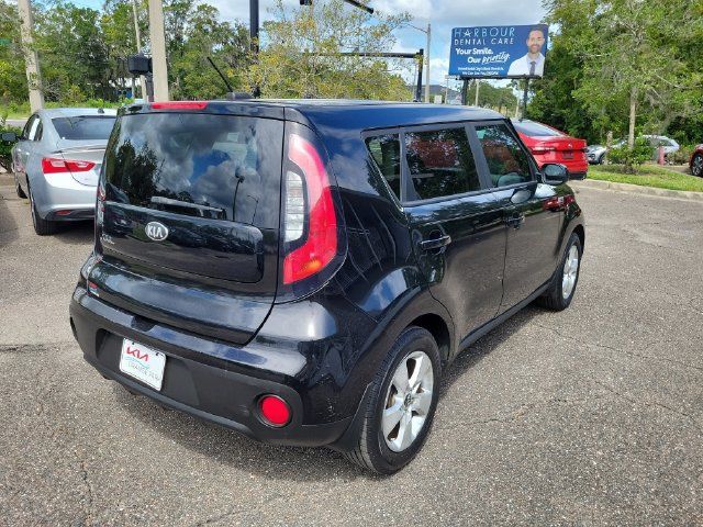 Used 2018 Kia Soul FWD image 2